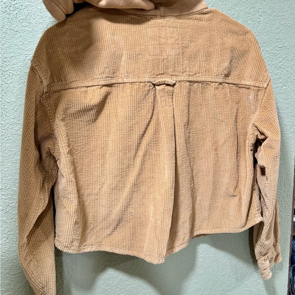 American Eagle Outfitters Tan Corduroy Cropped Jacket with Hood - Picture 4 of 5